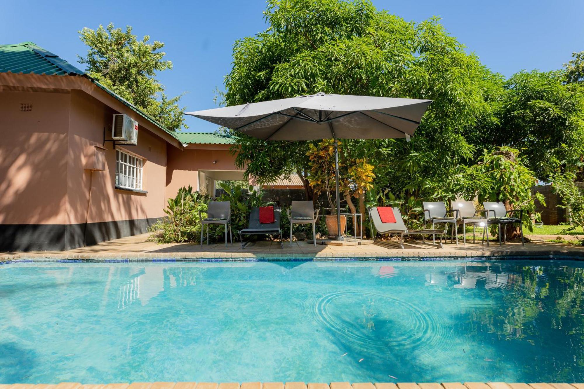 Hungwe House Villa Victoria Falls Exterior foto